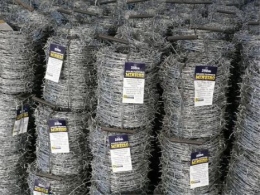 莱芜低价格的刺绳铁丝网菲律宾带刺的铁丝栅栏每米的重量